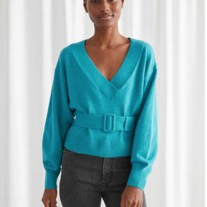 Belted V neck Sweater NWT